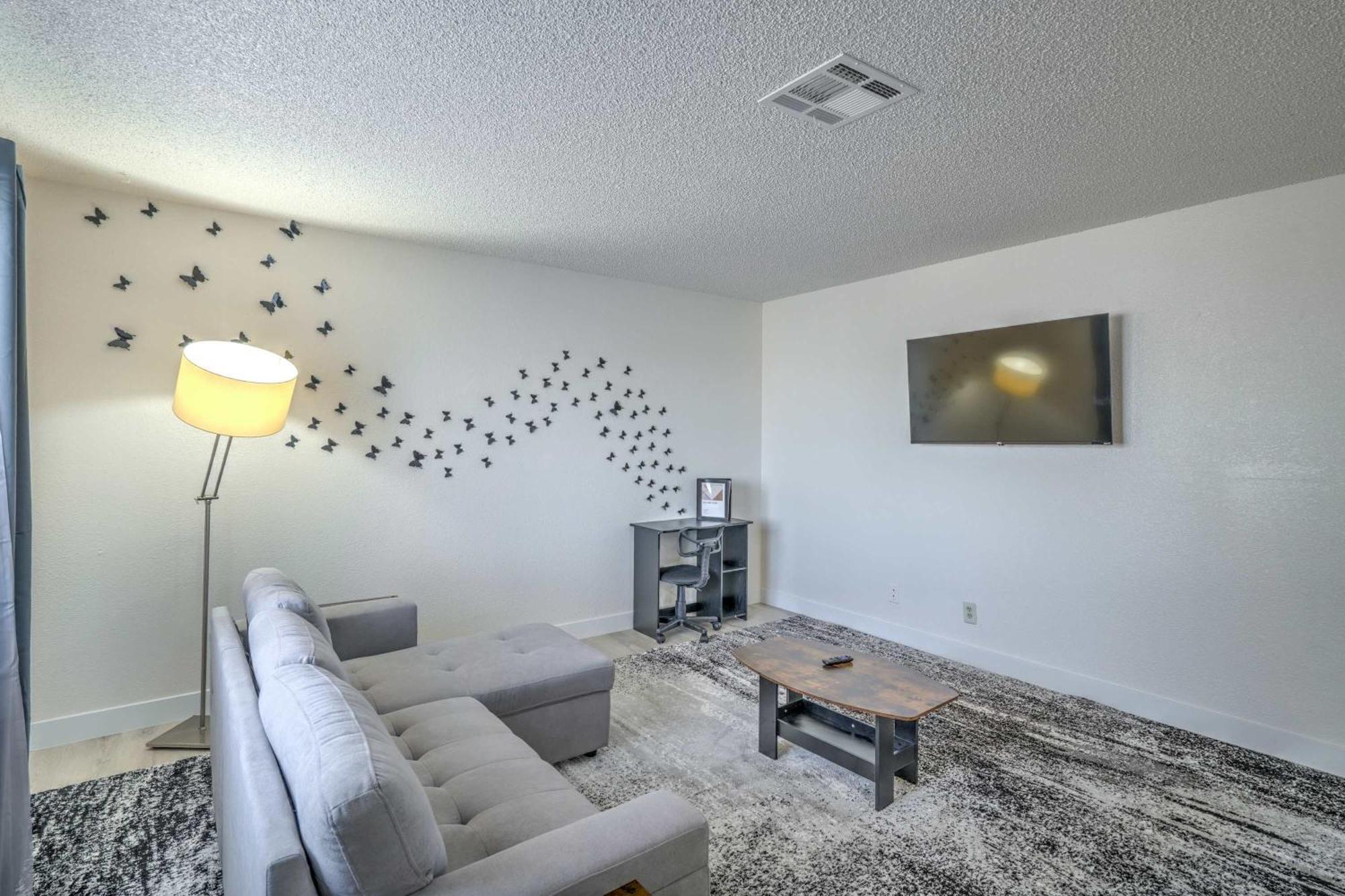 Holiday home Your Vegas From Home! Sleeps 6!